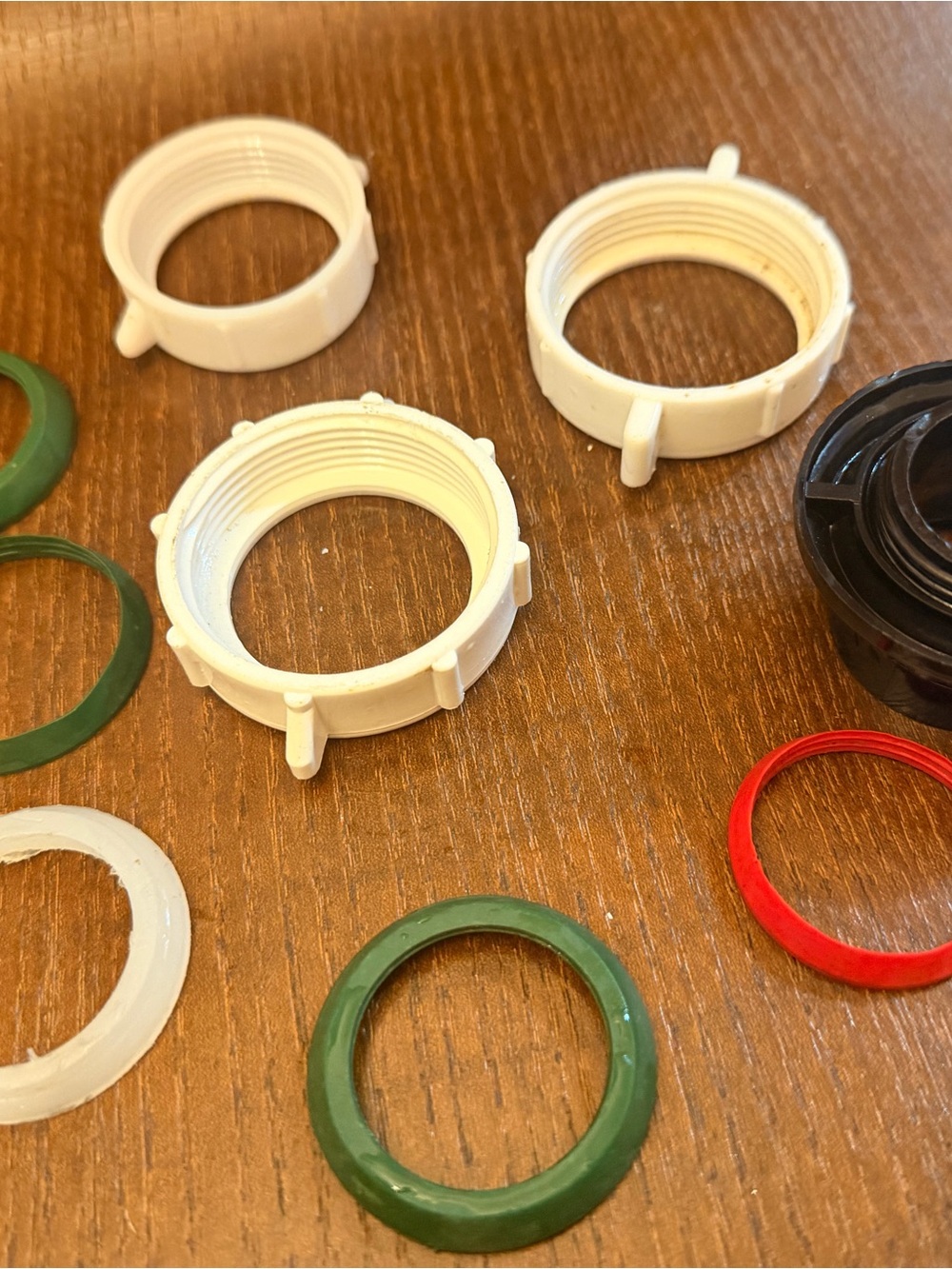 Set Assorted Plastic Threaded Nut and Seal Rings - White, Green, Red, Black yo